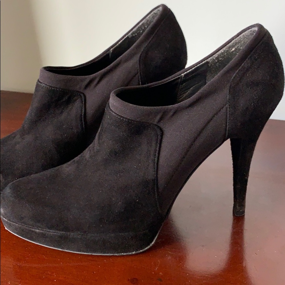Stewart Weitzman Heels, Upkeep Black Suede Size 9